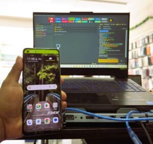 ejemplo de liberación de compaía de un celular